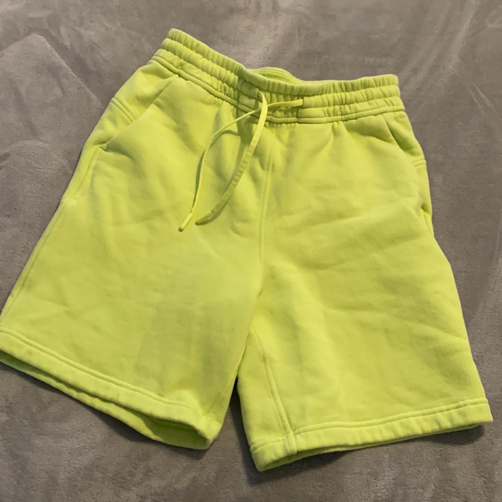 Lululemon Loungeful High-Rise Short 7"